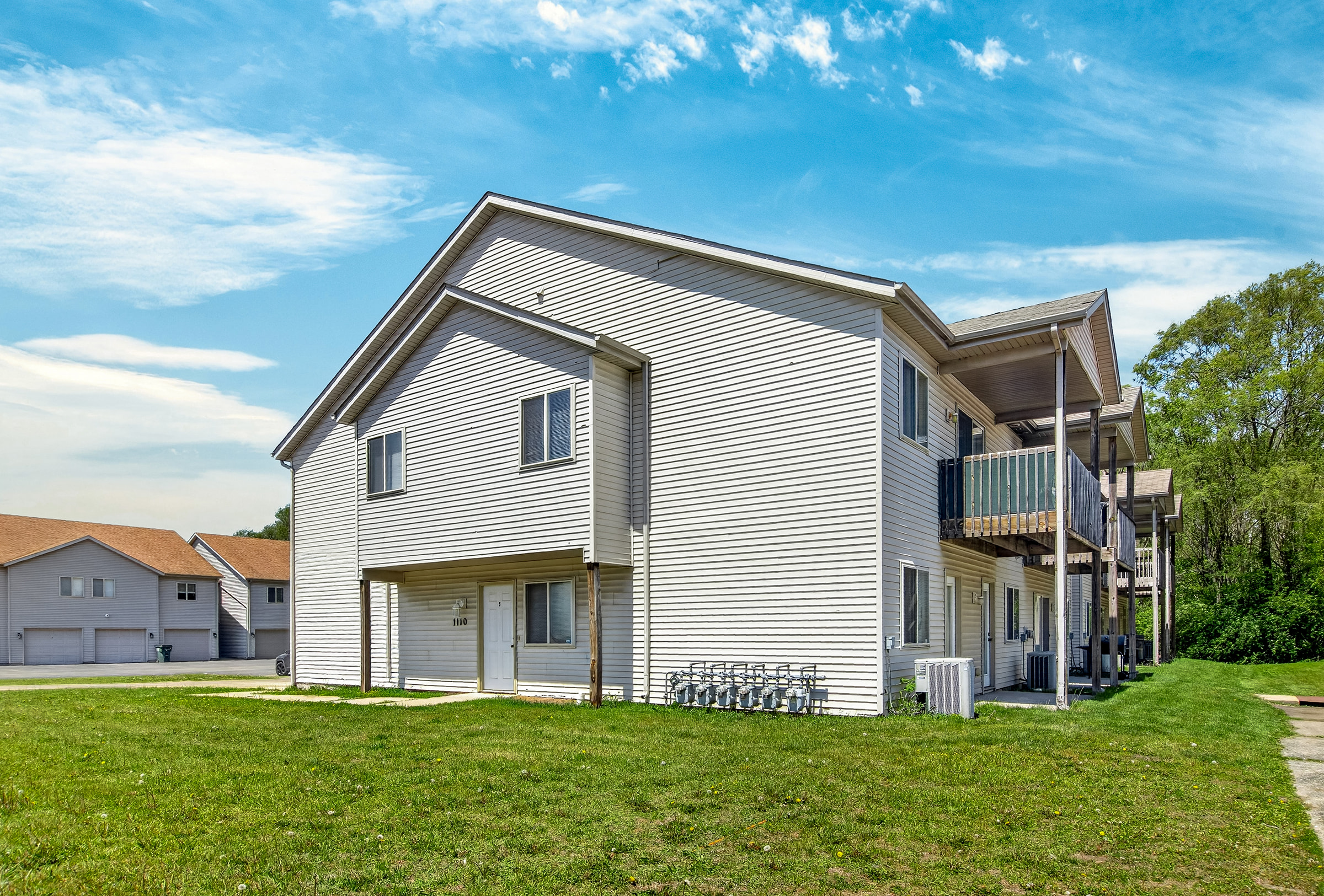 1110 Minns Dr property exterior